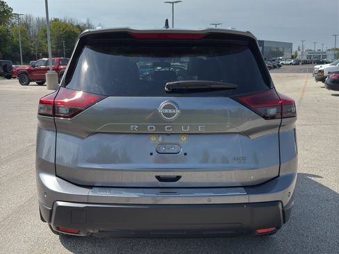 New 2026 Nissan Rogue SV w/ SV Premium Package image 7