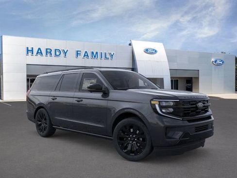 New 2025 Ford Expedition Max Platinum w/ Stealth Appearance Package image 7