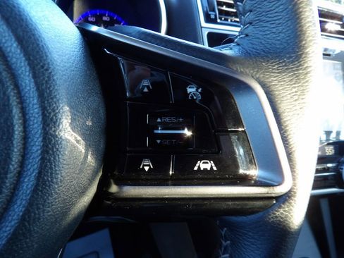 Used 2019 Subaru Outback 2.5i Limited w/ Popular Package #2 image 19