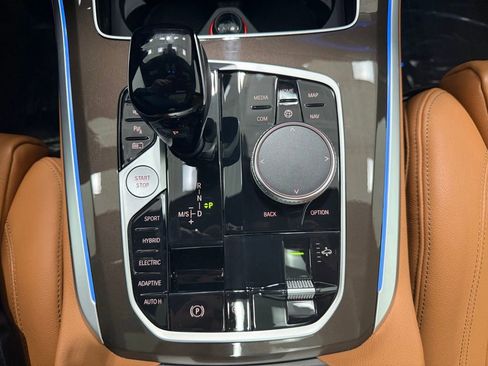 Used 2022 BMW X5 xDrive45e image 18