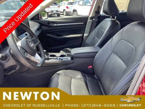 Used 2025 Nissan Altima 2.5 SL AWD/4WD image 4