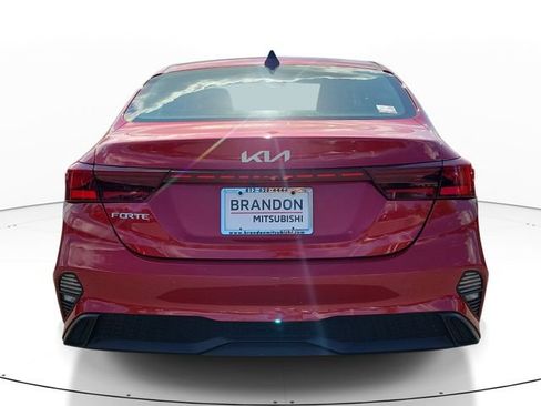 Used 2024 Kia Forte LXS FWD image 7