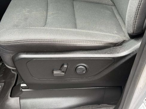 Used 2022 RAM 1500 Big Horn AWD/4WD image 22