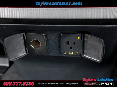 Used 2023 Ford F350 Platinum w/ Tremor Off-Road Package AWD/4WD image 40