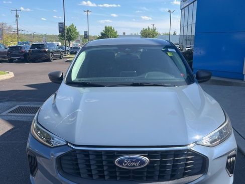 Used 2025 Ford Escape Active FWD image 9