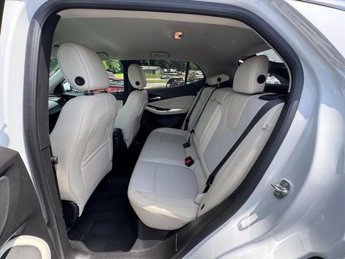 Used 2021 Buick Encore GX Select w/ Advanced Technology Package AWD/4WD image 12