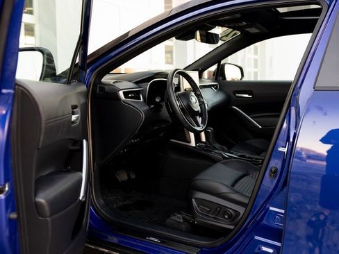 Used 2024 Toyota Corolla Cross XSE w/ Convenience Package image 25