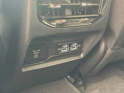 Used 2023 Jeep Grand Cherokee Altitude AWD/4WD image 52