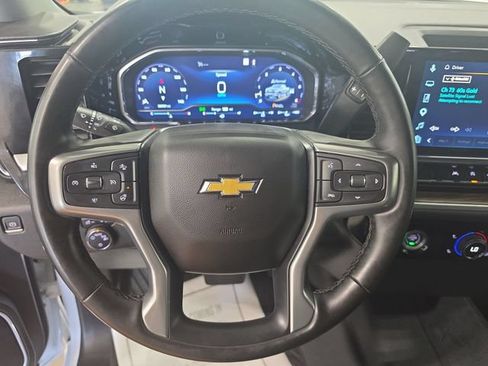 Used 2023 Chevrolet Silverado 1500 LT AWD/4WD image 18
