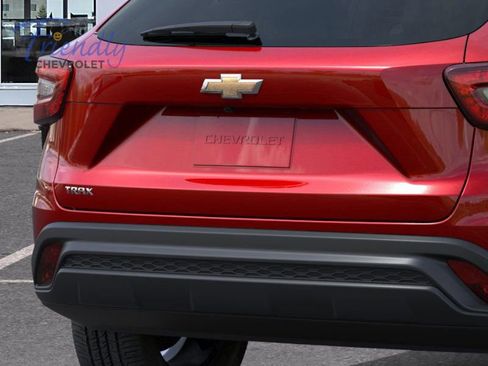 New 2026 Chevrolet Trax LS FWD image 26