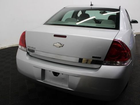 Used 2010 Chevrolet Impala LS image 5