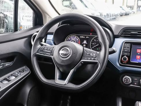 Used 2023 Nissan Versa SV image 16