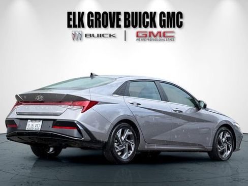 Used 2024 Hyundai Elantra Limited FWD image 4