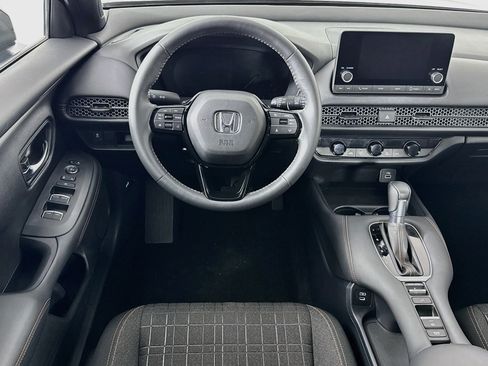 Certified 2024 Honda HR-V Sport image 21