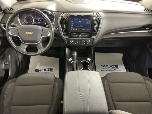 Used 2020 Chevrolet Traverse LT image 35