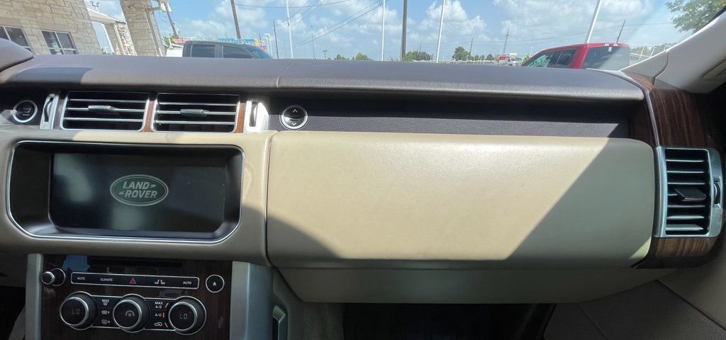 Used 2017 Land Rover Range Rover HSE AWD/4WD image 26