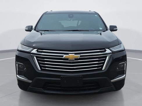 Used 2023 Chevrolet Traverse Premier AWD/4WD image 10