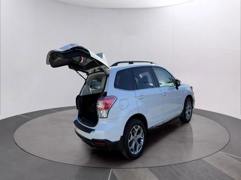 Used 2017 Subaru Forester 2.5i Touring image 10