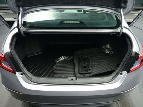 Used 2020 Honda Accord Touring image 39