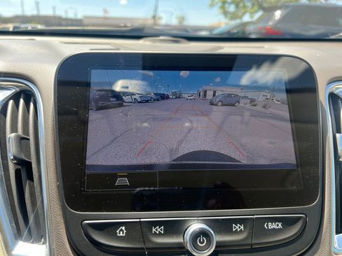 Used 2024 Chevrolet Malibu LT image 17