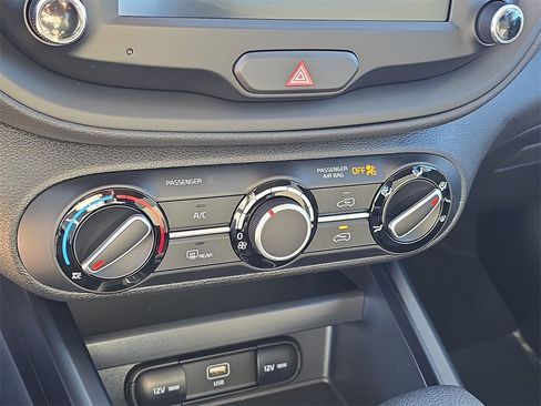 New 2025 Kia Soul LX image 26