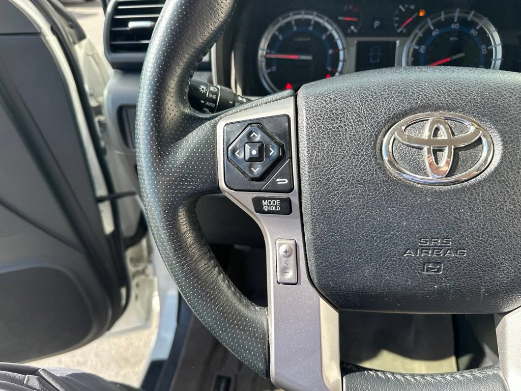 Used 2016 Toyota 4Runner Limited AWD/4WD image 17