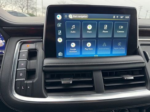 Used 2022 Chevrolet Suburban Premier image 22