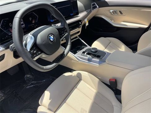 New 2025 BMW 330i xDrive Sedan w/ Convenience Package image 18