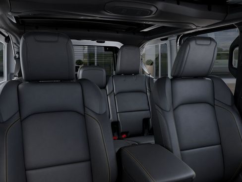 New 2026 Jeep Wrangler Unlimited Sahara AWD/4WD image 28