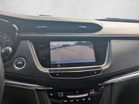 Used 2024 Cadillac XT5 Luxury FWD image 13