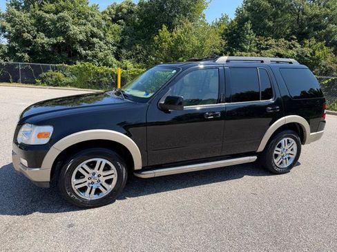 Used 2010 Ford Explorer Eddie Bauer AWD/4WD image 9