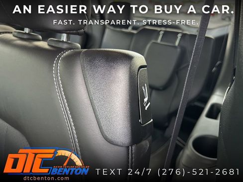 New 2027 Chrysler Pacifica Select FWD image 28