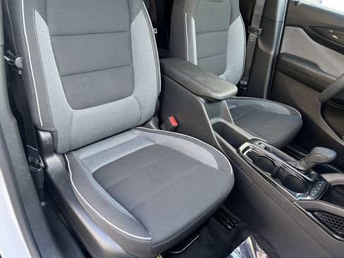 Used 2025 Chevrolet TrailBlazer LT image 22