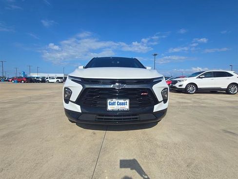 Used 2023 Chevrolet Blazer RS w/ Driver Confidence II Package FWD image 2