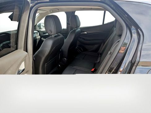 Used 2025 Buick Encore GX Preferred AWD/4WD image 30