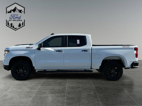 Used 2025 Chevrolet Silverado 1500 Custom Trail Boss AWD/4WD image 2