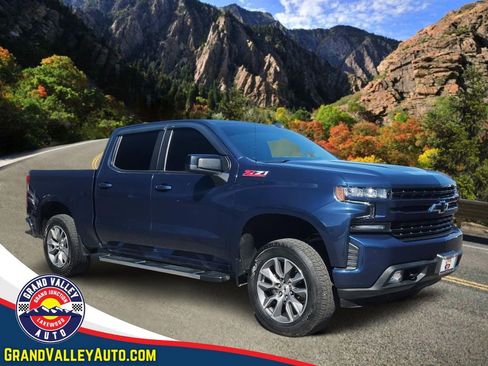 Used 2022 Chevrolet Silverado 1500 RST image 1