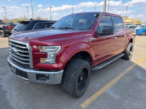 Used 2015 Ford F150 XLT w/ Equipment Group 302A Luxury AWD/4WD image 3
