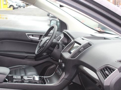 Used 2020 Ford Edge SEL w/ Convenience Package AWD/4WD image 18