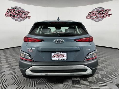 Used 2022 Hyundai Kona SE image 6