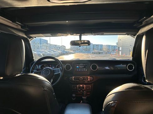 Used 2021 Jeep Wrangler Unlimited Sahara image 17