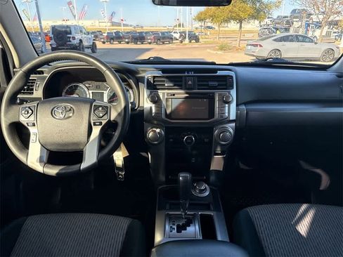 Used 2017 Toyota 4Runner SR5 image 17