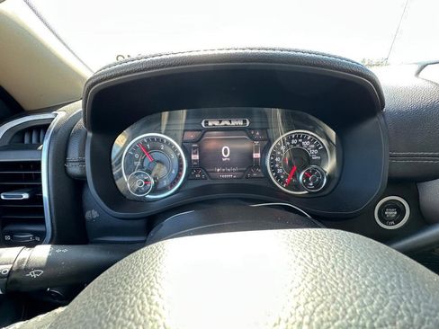 Used 2019 RAM 2500 Laramie w/ Cold Weather Group image 23