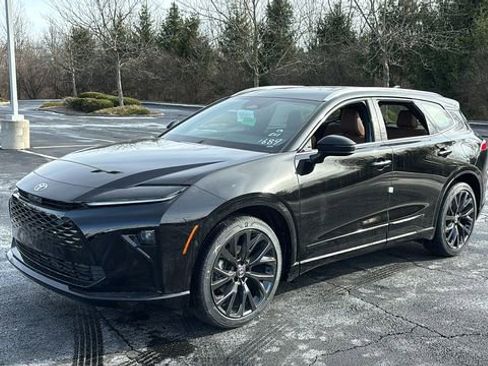 New 2026 Toyota Crown Signia image 2