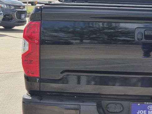Used 2021 Toyota Tundra SR5 RWD image 10