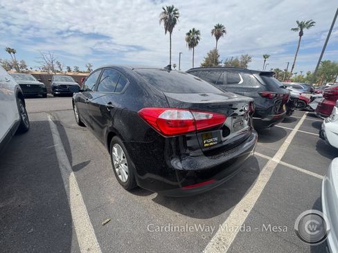 Used 2016 Kia Forte LX w/ LX Popular Plus Package FWD image 5