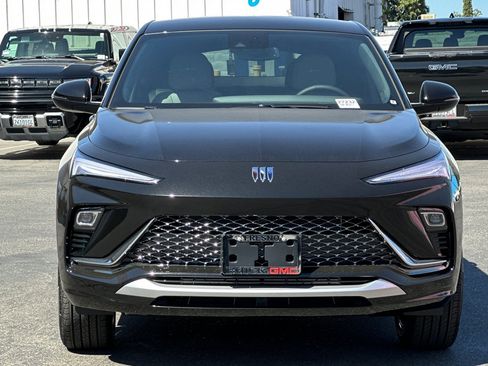 New 2026 Buick Envista Avenir image 3