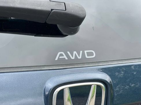 Used 2025 Honda CR-V LX image 4