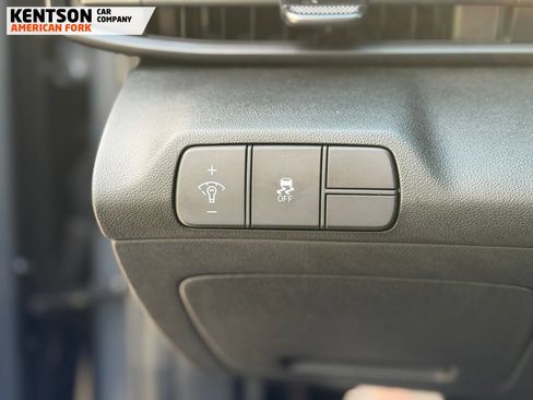 Used 2026 Hyundai Elantra Sport FWD image 17