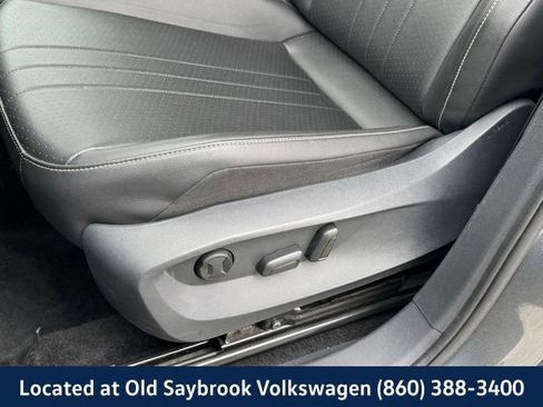 Certified 2024 Volkswagen Tiguan SE AWD/4WD image 32
